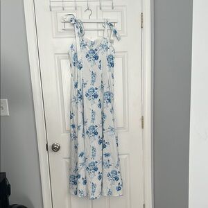 Floral Blue and White Women's Dress